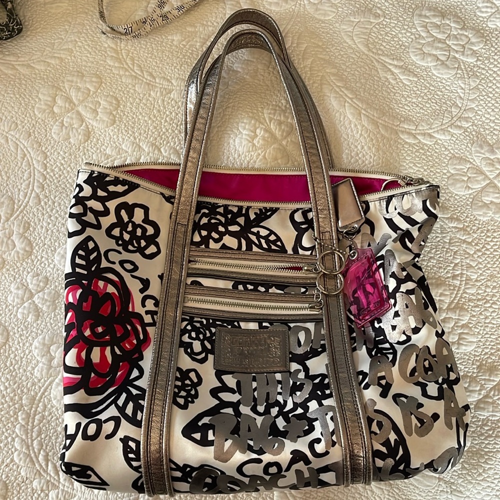 Coach Poppy White Multi Floral Graffiti Glam Tote Bag